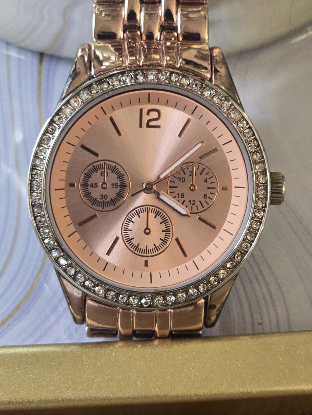 ELARA Rose Gold Crystal-Trim Bracelet Watch Working Cond.
